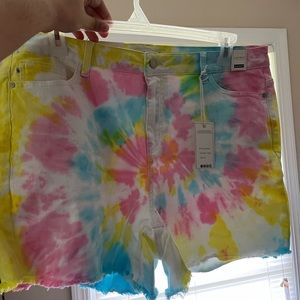 Judy Blue Sally Swirl Tie-Dye Shorts